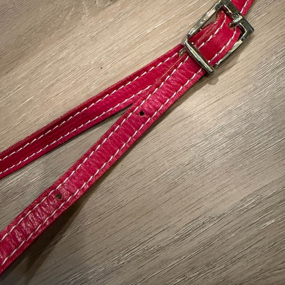 Vibrant Red Leather Crossbody Bag with Glossy Finish - Picture 14 of 14